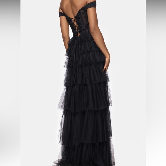 Blondie Nites Tiered Ruffle Off the Shoulder Corset Gown size 9 NWT - Picture 2 of 15
